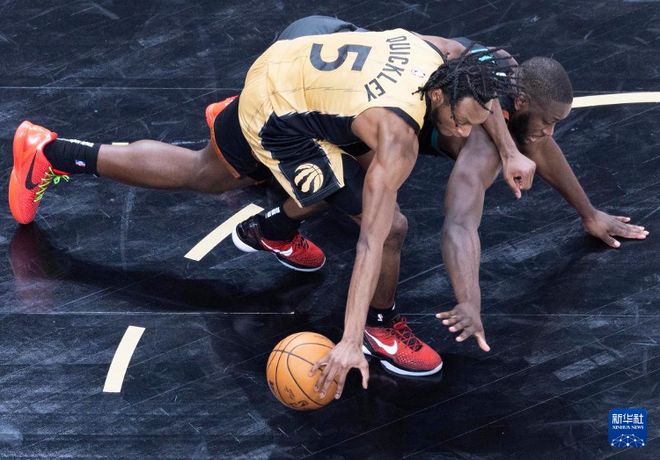 关于清晨体能课后;多伦多猛龙远射贴柱备战NBA常规赛;气氛紧张;赛季目标并未改变的信息 关于清晨体能课后;多伦多猛龙远射贴柱备战NBA常规赛;气氛紧张;赛季目标并未改变的信息